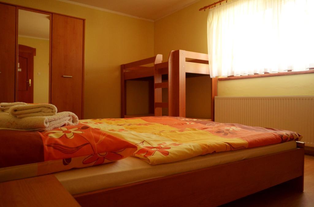 Penzion Rouse Bardejov Buitenkant foto
